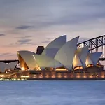 Kozyguru Sydneycbd Amazing City View 3B Apt